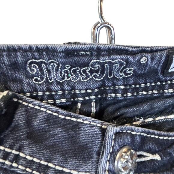 Miss Me Low Rise Distressed Boot Cut Jeans Flap Back Pockets JE5014B25L Women 31 - Picture 2 of 10